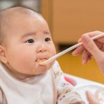 NGUYÊN NHÂN BÉ KHÔNG CHỊU ĂN DẶM, CHỈ BÚ MẸ LÀ GÌ? NGUYÊN NHÂN BÉ KHÔNG CHỊU ĂN DẶM, CHỈ BÚ MẸ LÀ GÌ?