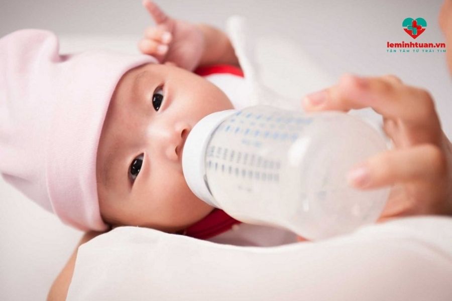 Nguyên nhân, cách xử lý khi trẻ sơ sinh bị sôi bụng đi ngoài nhiều lần