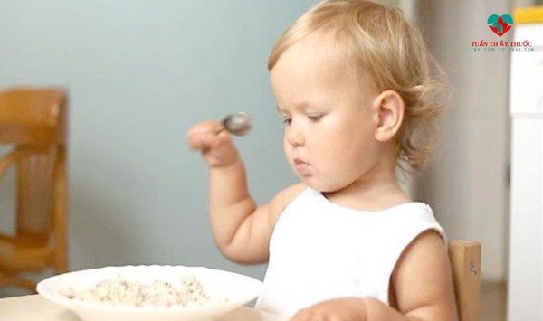 BÉ ĂN ĐƯỢC NHƯNG KHÔNG TĂNG CÂN NGUYÊN NHÂN DO ĐÂU VÀ GIẢI PHÁP LÀ GÌ?
