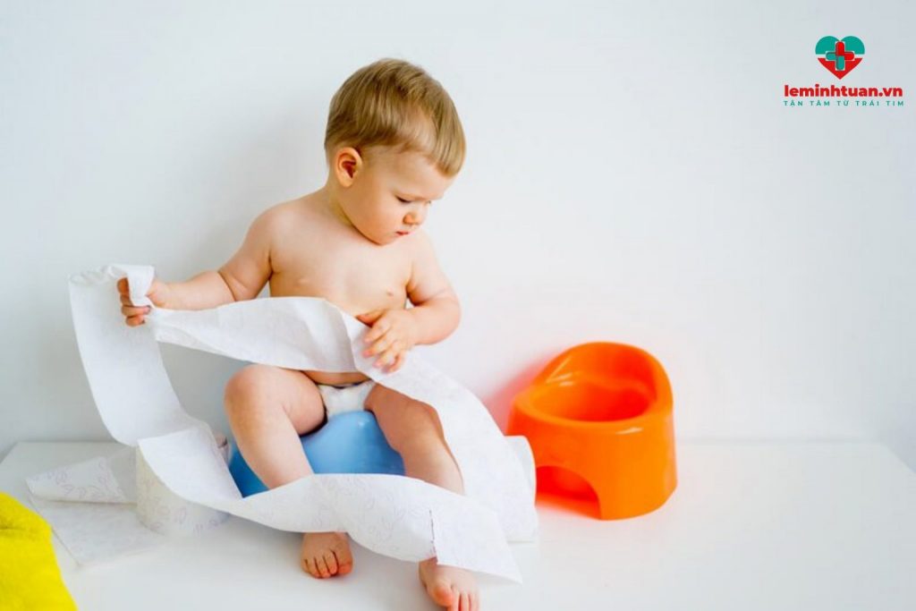 Thuốc trị táo bón cho trẻ tốt nhất hiện nay chuyên gia khuyên dùng