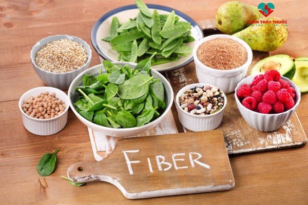 Bé bị táo bón phải làm sao chuyên gia mách mẹ cách giúp bé vượt qua
