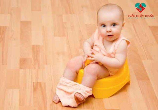 Làm sao để trẻ đi ngoài dễ lời khuyên từ các bác sĩ tiêu hóa hàng đầu tại Việt Nam