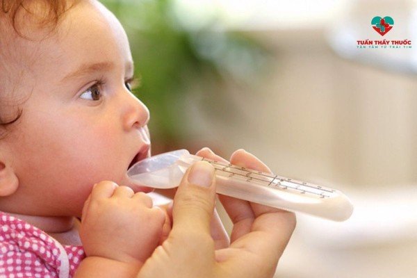 Thuốc làm mềm phân cho bé gây nguy hiểm nếu mẹ không biết dùng