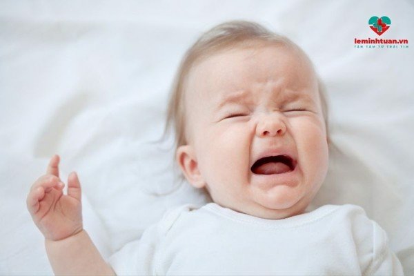 Triệu chứng nhiễm khuẩn đường ruột ở trẻ em và cách điều trị từ bác sĩ